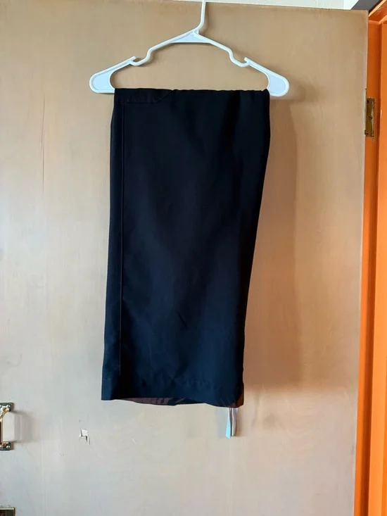 FIGS Black Wide-Leg High Waisted Shelby Scrub Pants - Picture 2 of 4